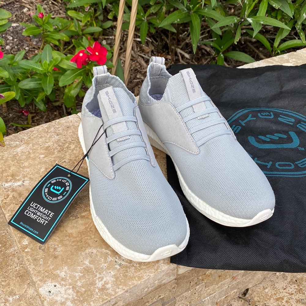 NWT and Skuze bag - Skuze Milano unisex slip on sneaker - gray with white sole